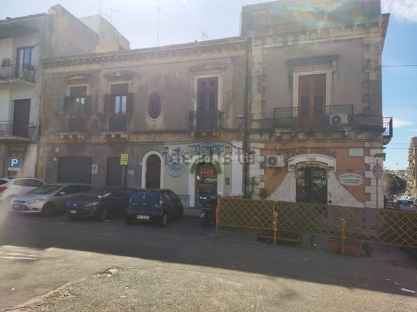 negozio in affitto a Catania in zona Borgo Sant'Agata
