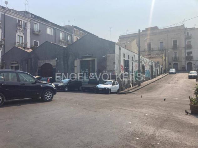 negozio in affitto a Catania in zona Centro Storico