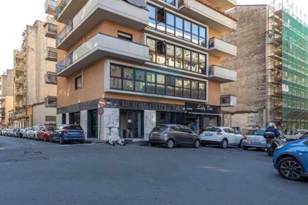 negozio in affitto a Catania