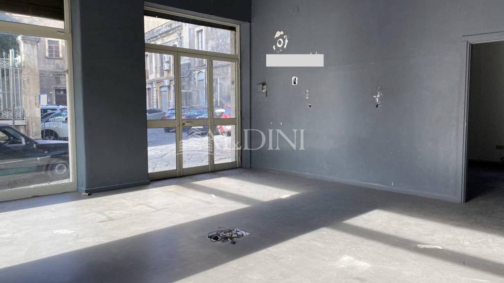 negozio in affitto a Catania in zona Centro Storico