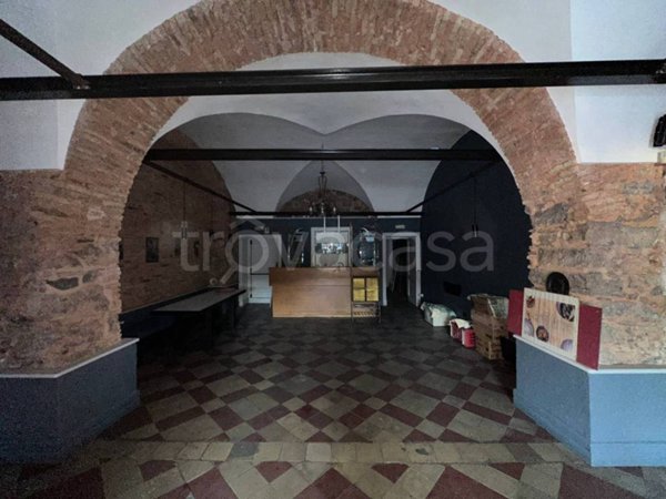 negozio in affitto a Catania in zona Centro Storico