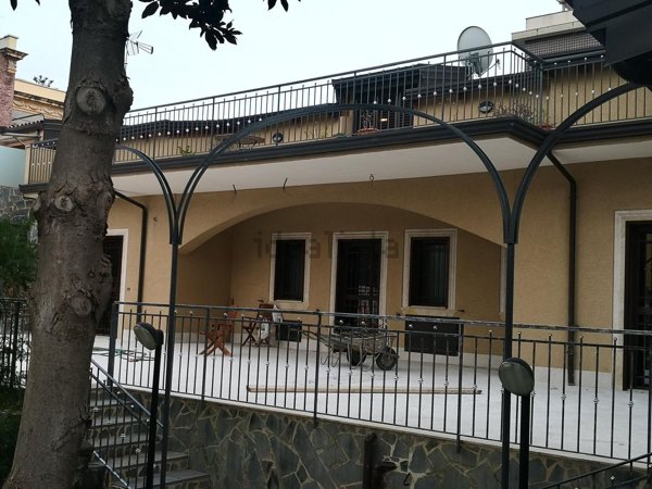 locale commerciale in affitto a Catania