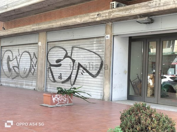 locale commerciale in affitto a Catania in zona Ognina
