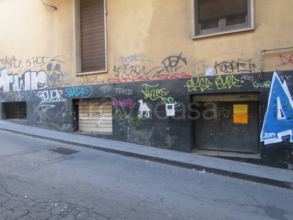 negozio in affitto a Catania in zona Centro Storico
