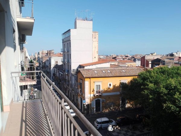 negozio in affitto a Catania in zona Centro Storico