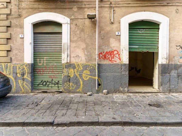 negozio in affitto a Catania