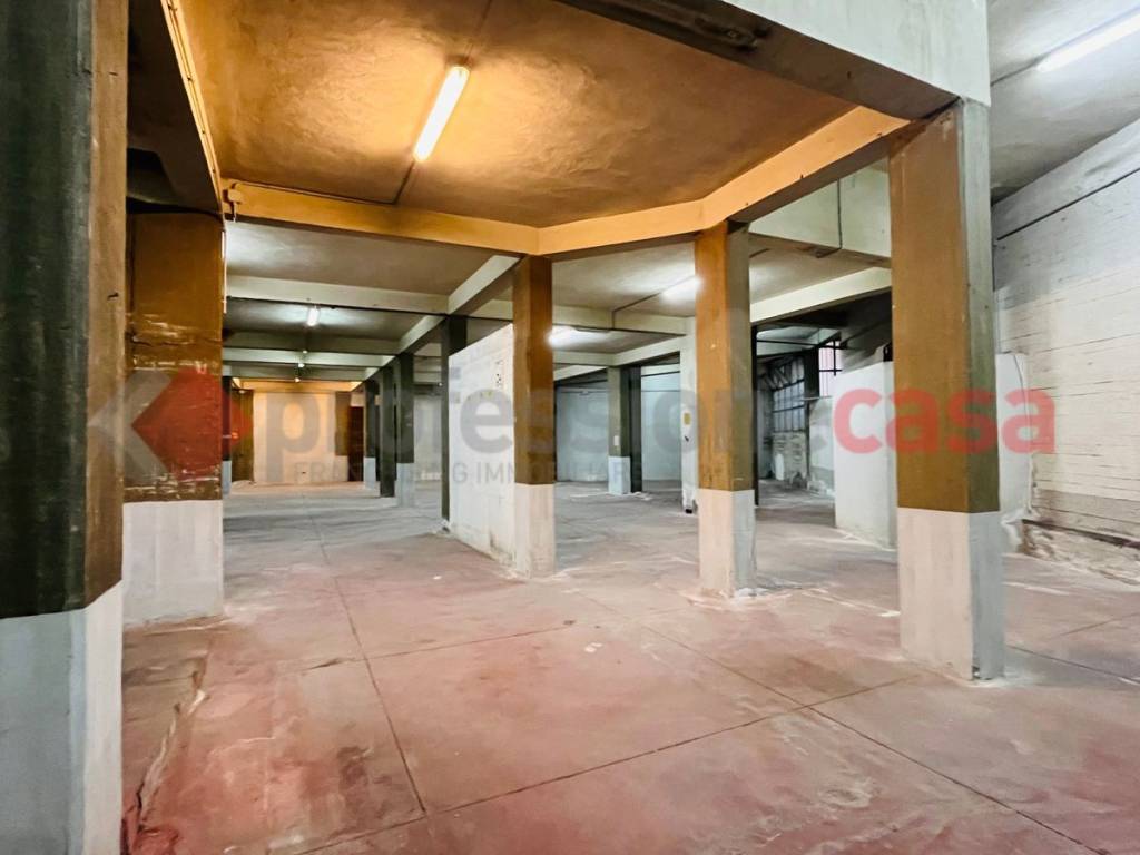 locale commerciale in affitto a Catania in zona Cibali