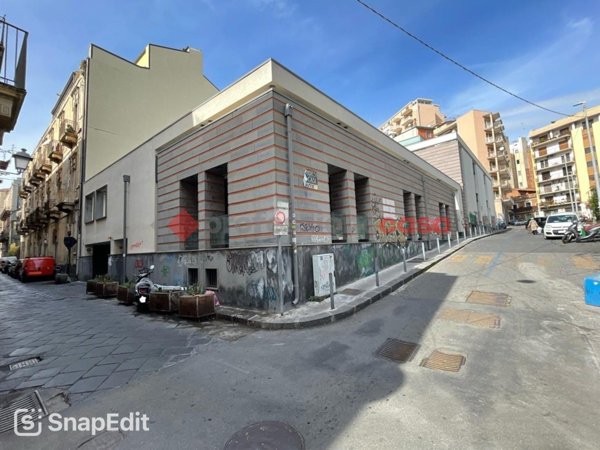 negozio in affitto a Catania