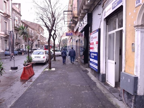 negozio in affitto a Catania in zona Centro Storico