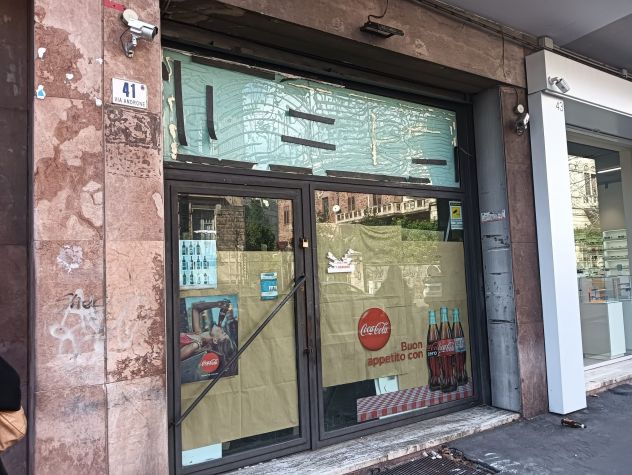 negozio in affitto a Catania