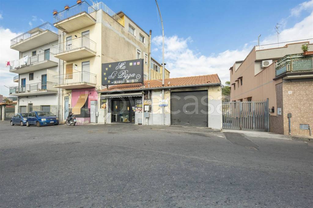 negozio in affitto a Catania in zona San Giorgio