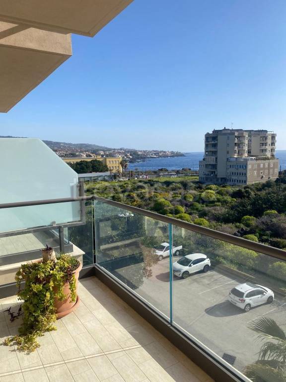 appartamento in affitto a Catania in zona Ognina