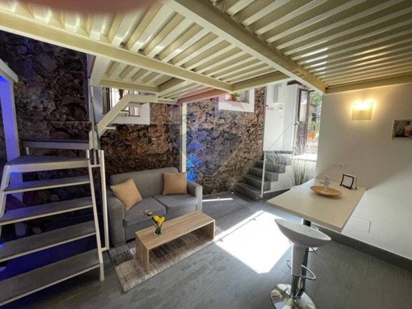 casa indipendente in affitto a Catania in zona Centro Storico