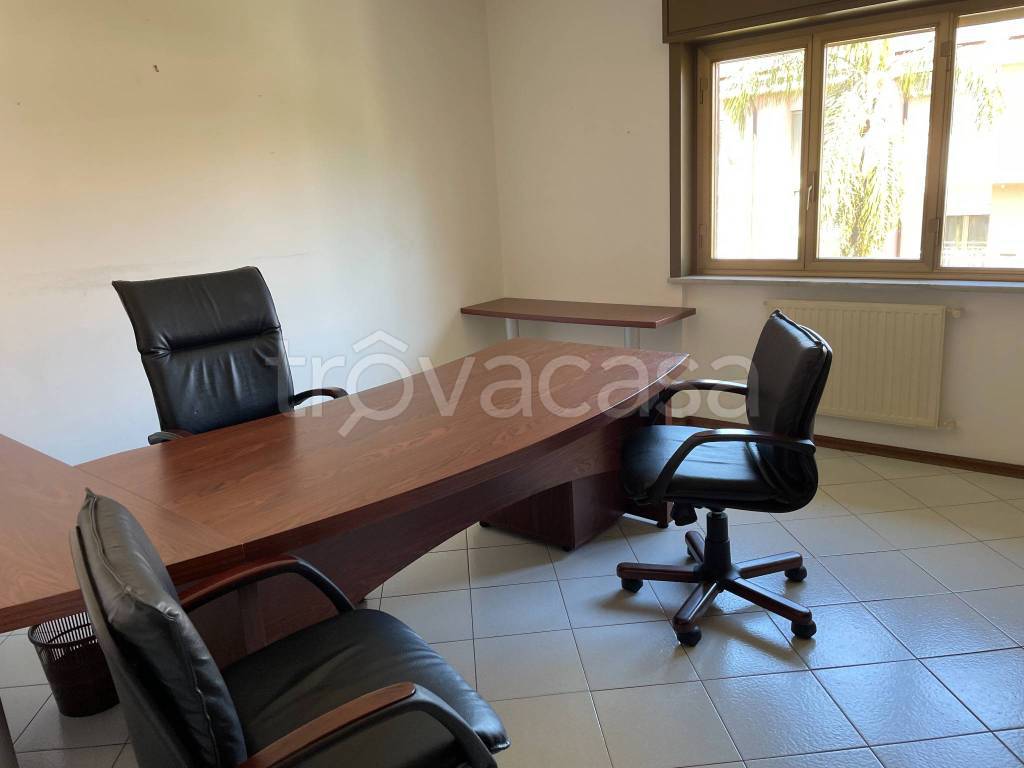 ufficio in affitto a Catania in zona Villaggio Dusmet