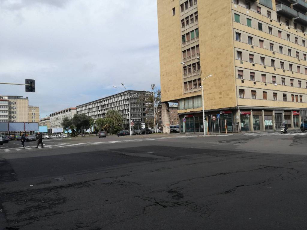 negozio in affitto a Catania in zona Fontanarossa