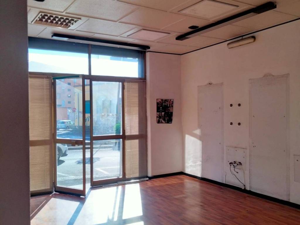 negozio in affitto a Catania in zona Cibali