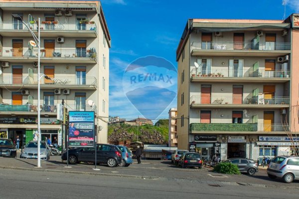 locale commerciale in affitto a Catania