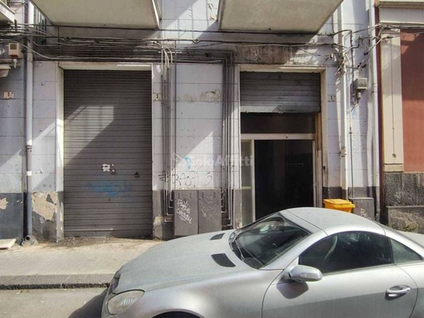 negozio in affitto a Catania in zona Picanello