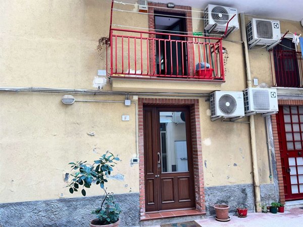 appartamento in affitto a Catania in zona Centro Storico