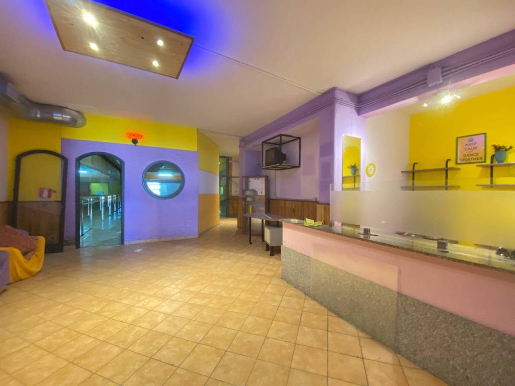 locale commerciale in affitto a Catania in zona Canalicchio