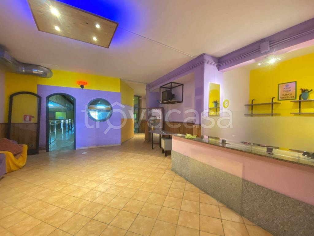 locale commerciale in affitto a Catania in zona Canalicchio