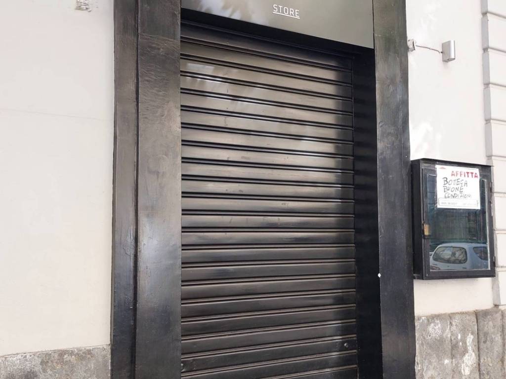 negozio in affitto a Catania
