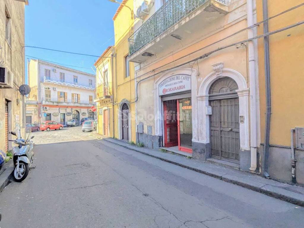 negozio in affitto a Catania in zona San Nullo