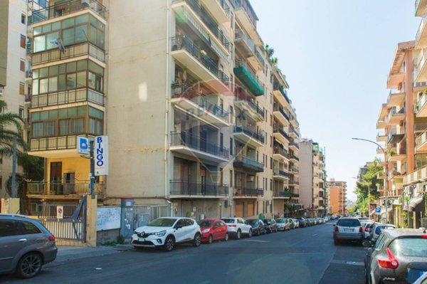 locale commerciale in affitto a Catania