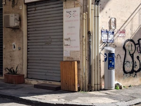negozio in affitto a Catania