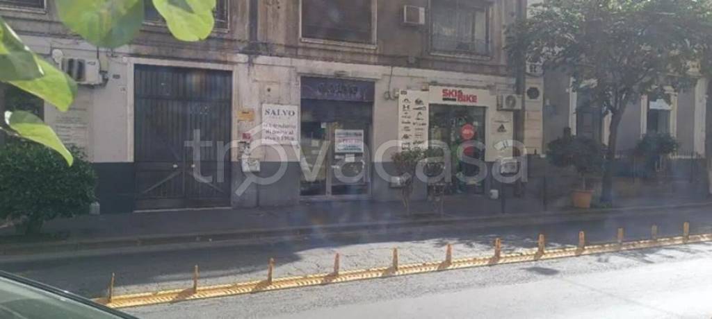 negozio in affitto a Catania