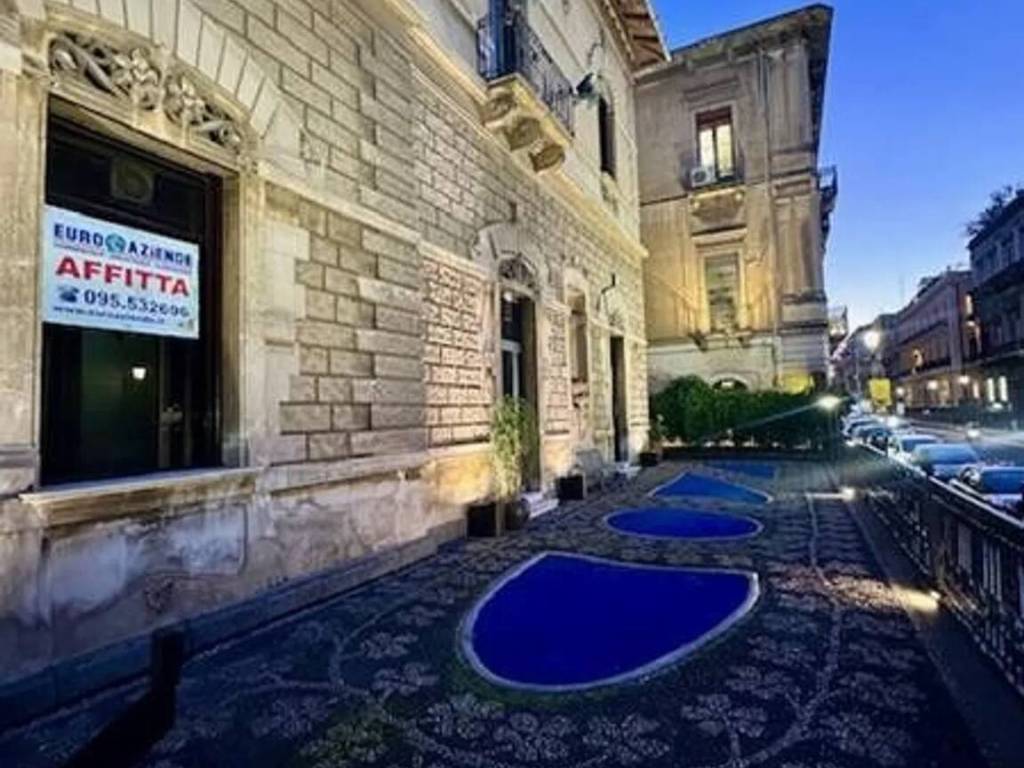 negozio in affitto a Catania