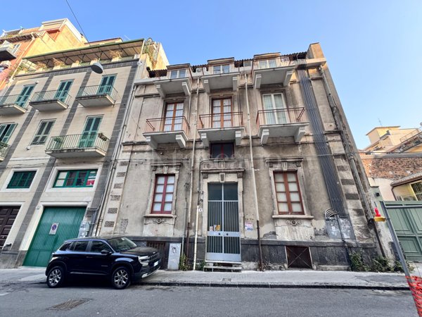 casa indipendente in affitto a Catania in zona Picanello
