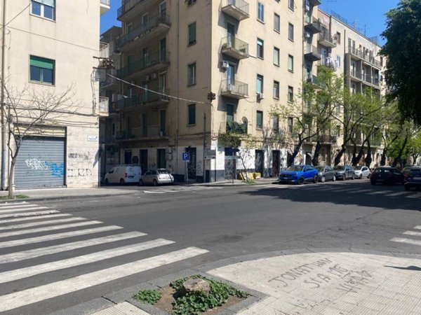 negozio in affitto a Catania in zona Centro Storico