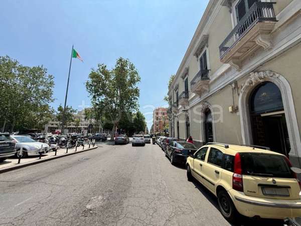 negozio in affitto a Catania