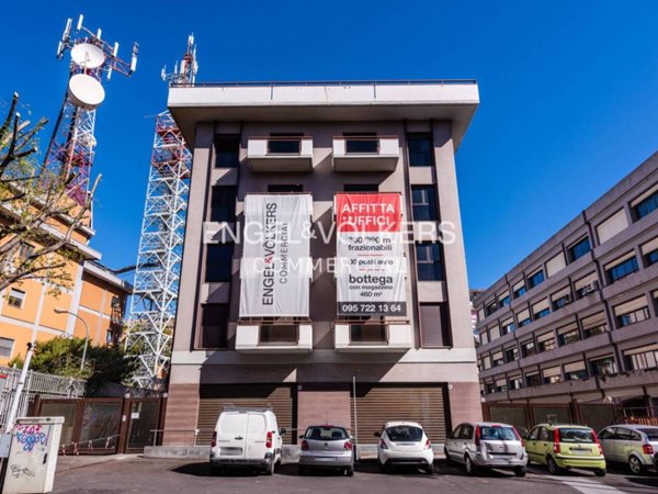 negozio in affitto a Catania in zona Cibali