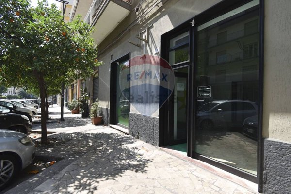locale commerciale in affitto a Catania