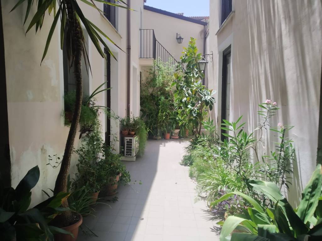 appartamento in affitto a Catania in zona Centro Storico