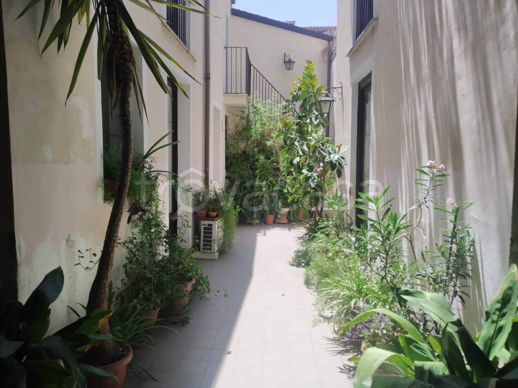 appartamento in affitto a Catania in zona Centro Storico