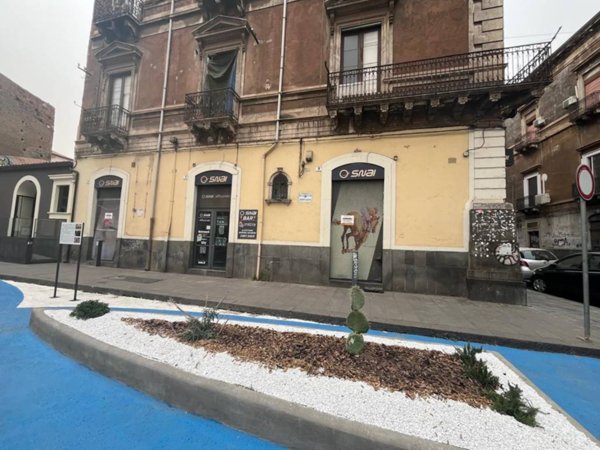 negozio in affitto a Catania in zona Centro Storico