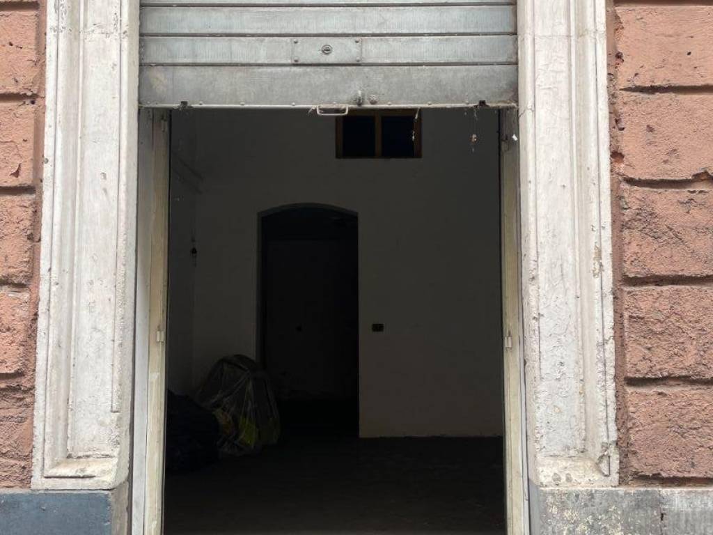 negozio in affitto a Catania