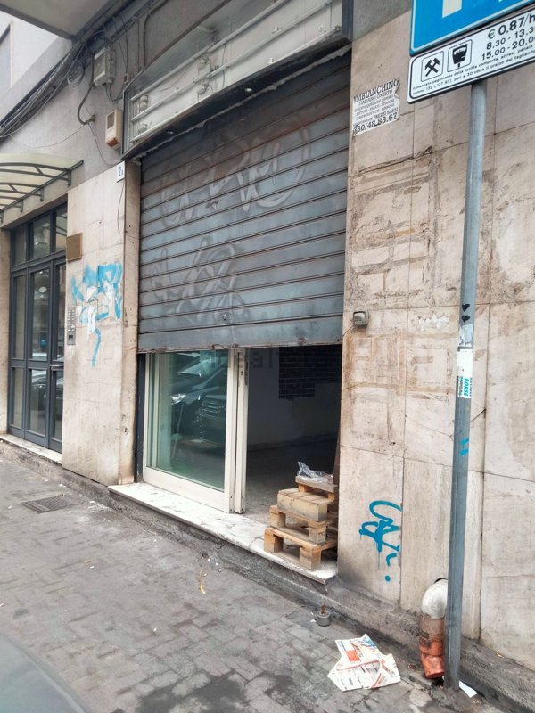 locale di sgombero in affitto a Catania in zona Picanello