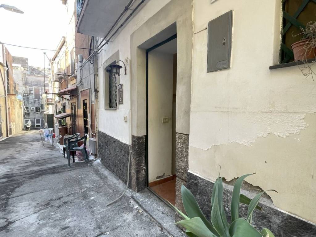 appartamento in affitto a Catania in zona Centro Storico