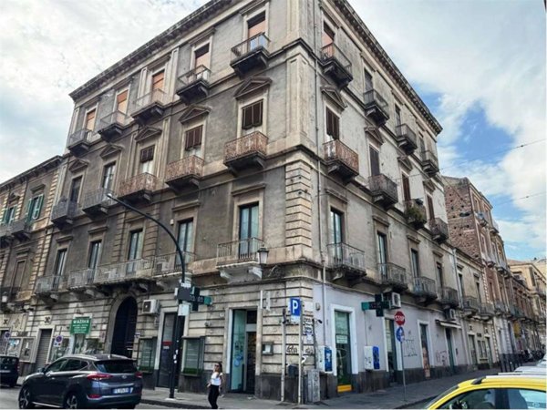 locale commerciale in affitto a Catania