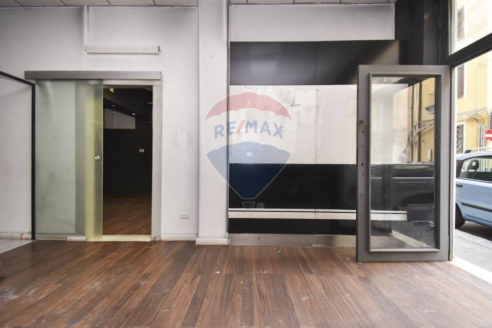 locale commerciale in affitto a Catania