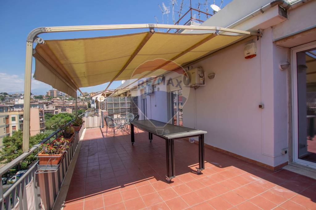 appartamento in affitto a Catania in zona Centro Storico