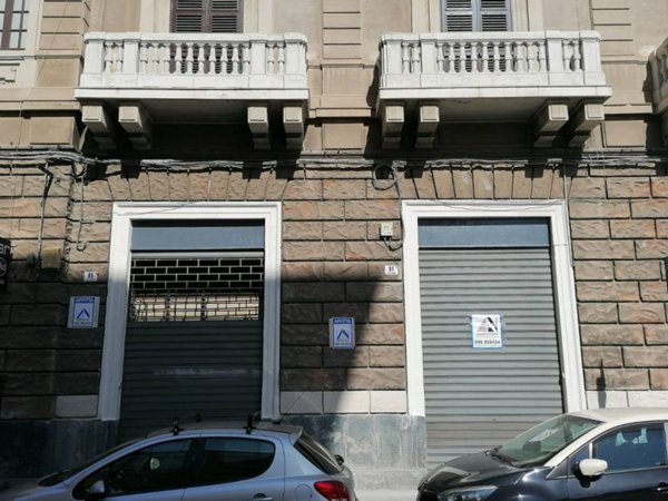 negozio in affitto a Catania