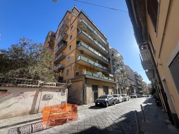 locale commerciale in affitto a Catania in zona Picanello