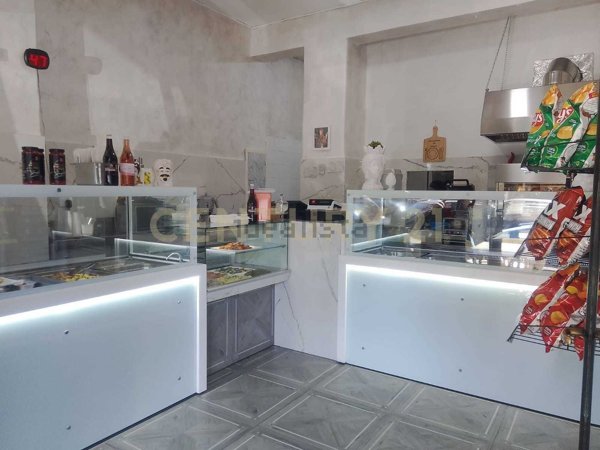 negozio in affitto a Catania