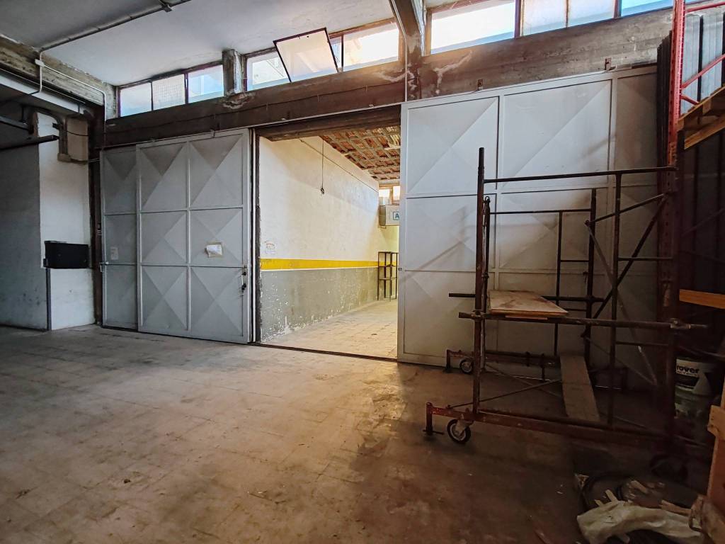 locale commerciale in affitto a Catania in zona Fontanarossa