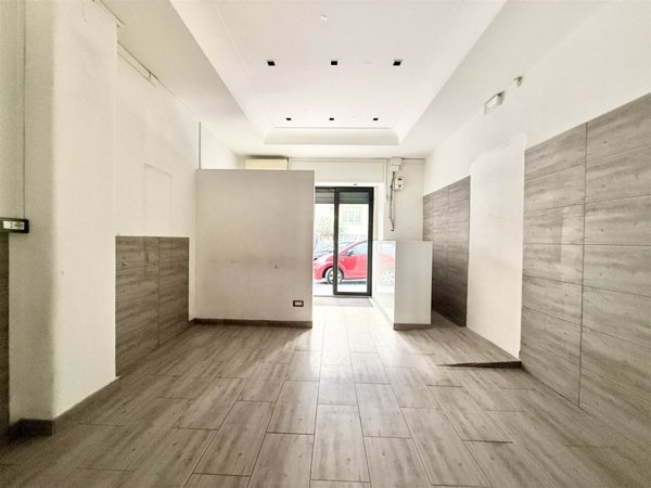 negozio in affitto a Catania